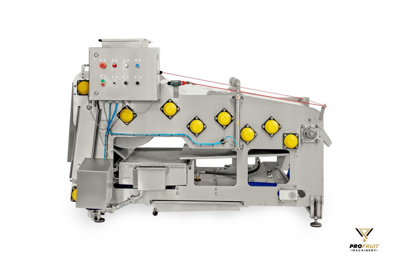 Eine industrielle Obstverarbeitungsmaschine aus Edelstahl mit Bedienfeld, gelben Knöpfen, Förderbändern und verschiedenen Rohren, dargestellt auf weißem Hintergrund. Das Logo ProFruit Machinery erscheint in der unteren rechten Ecke.