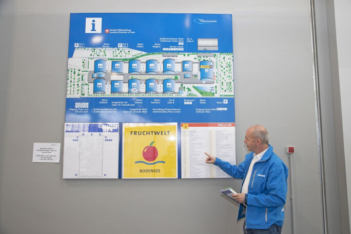 Halle B2 Infopoint